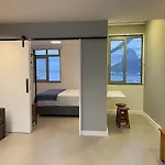 Em Frente A Praia De Botafogo, Vista Incrivel!